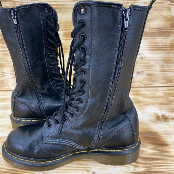 Dr. Marten 14 Eyelet Mid Calf Leather Boot Sz 8 - Picture 8 of 15